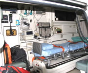 救急車の内部