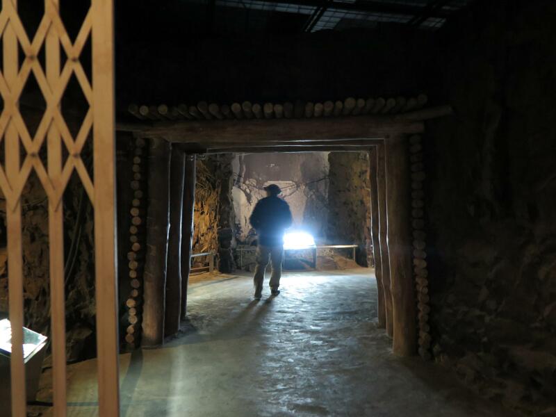 柵原鉱山資料館（地下展示室） - 津山瓦版