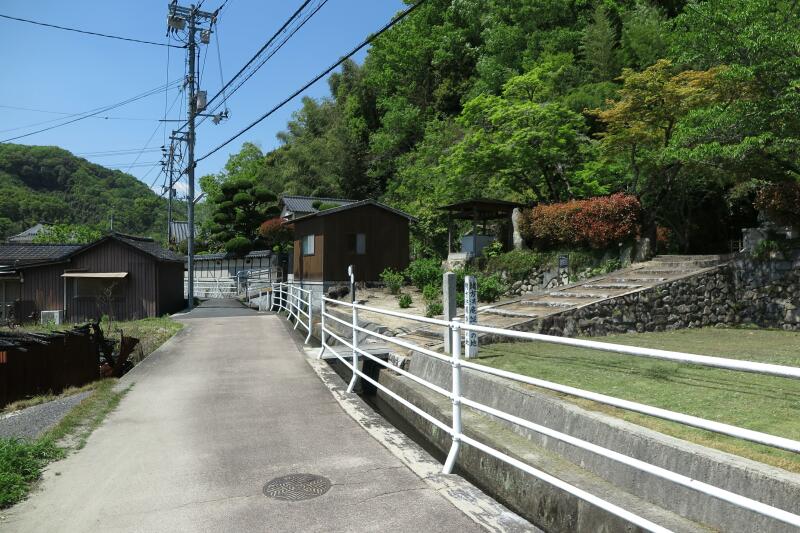 津山瓦版宇田川玄真の孫弟子、緒方洪庵生誕地（県指定史跡）