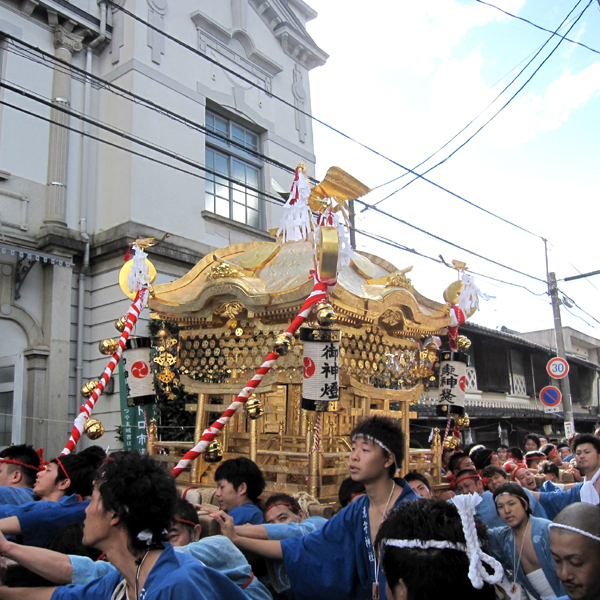 2011年徳守神社の秋祭りの様子です。