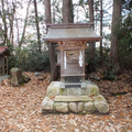 河面　上原丘陵に存続の先祖社