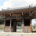 河面　墨池山（ぼくちざん）清瀧寺と仁王門