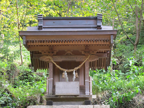 八筈神社.jpg