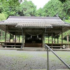 山尾神社(一色）旧久米町