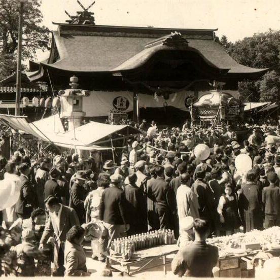 戦前の徳守大祭の甲冑行列を映した貴重な写真