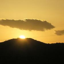 嵯峨山の夕日