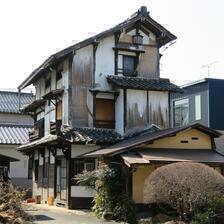 中川伊平が建てた木造3階建ての家（取壊す前）
