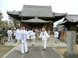 70本山寺3.jpg