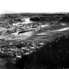 石山八畳岩から望む昔の津山駅周辺