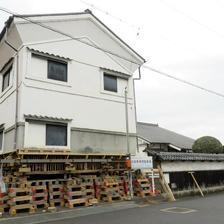 知新館の土蔵「家引き」で大改修