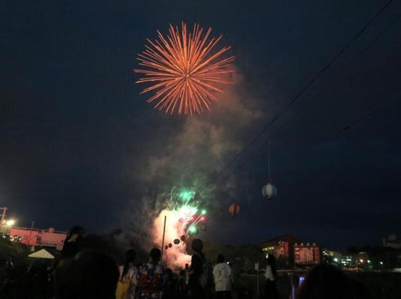 2022gongo-hanabi3-thumb-