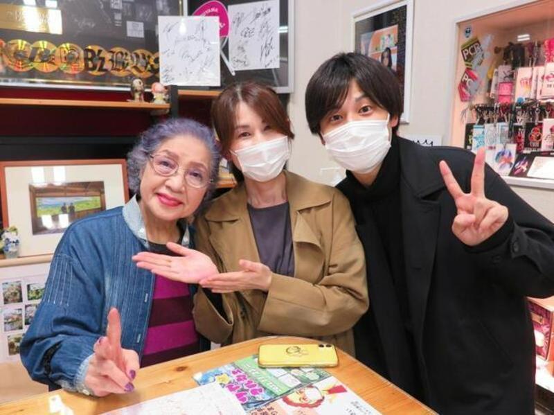 2022年10月のイナバ化粧品店内 - 津山瓦版