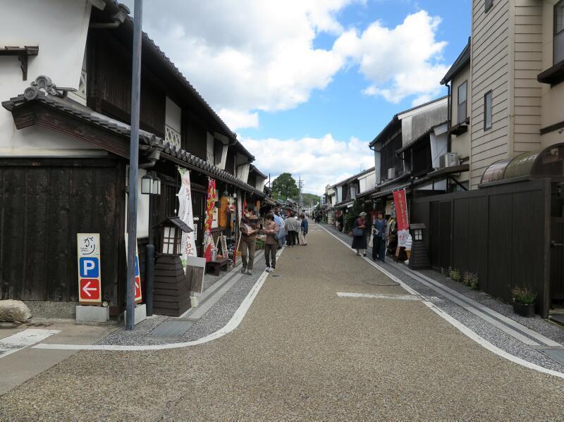 つやま城東まち歩き　アート＆クラフト　横野和紙のあかり展