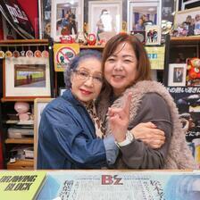 10月31日のイナバ化粧品店内の様子