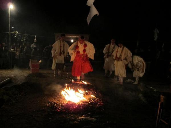 泉水寺 火渡り